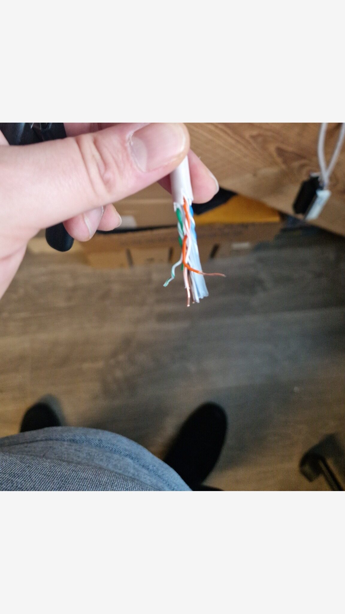 Strip cable jacket